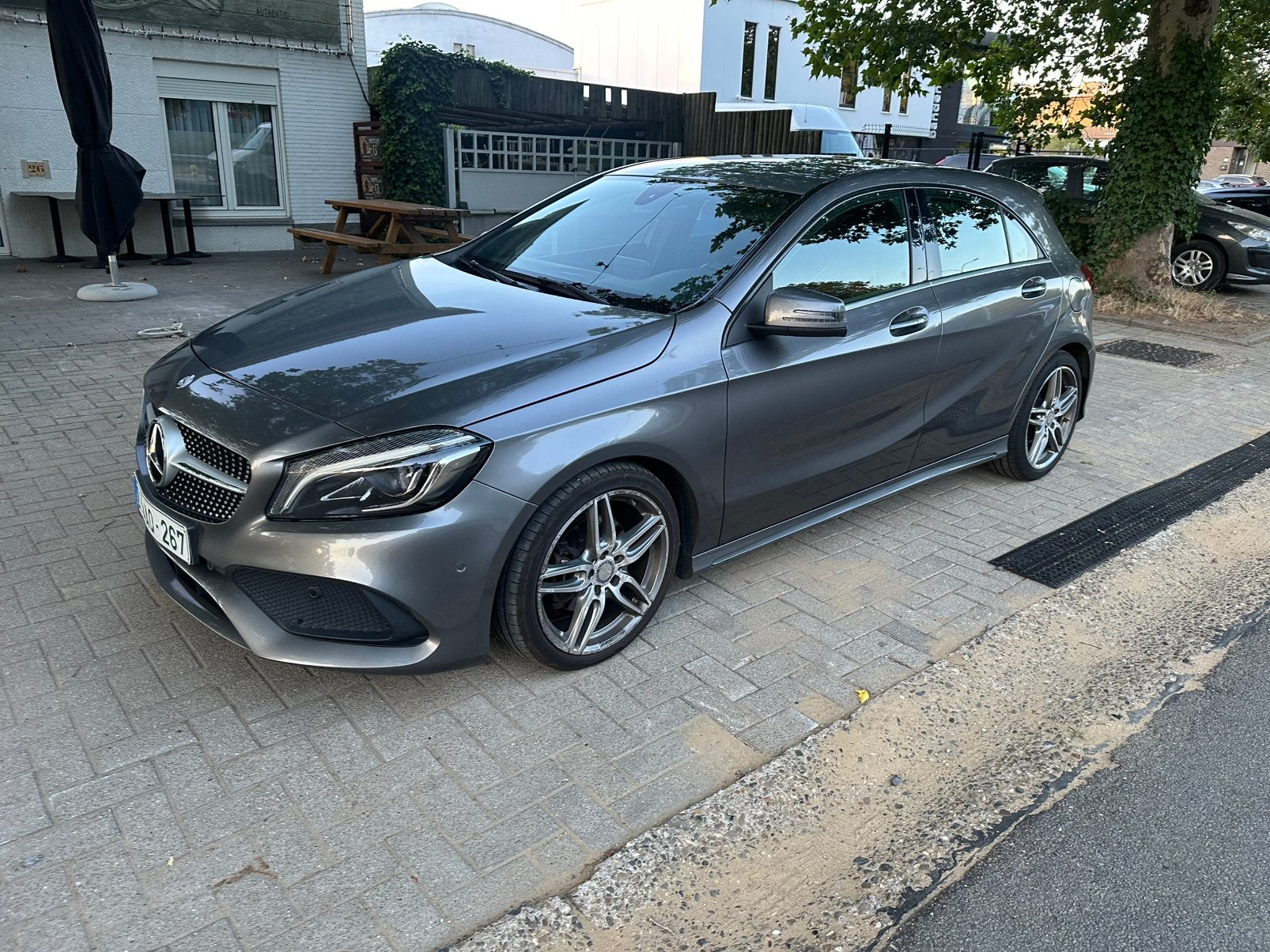 Mercedes A200 benzine AMG automaat, Auto's, Mercedes-Benz, Automaat, Dealer onderhouden, Achterwielaandrijving, Euro 6