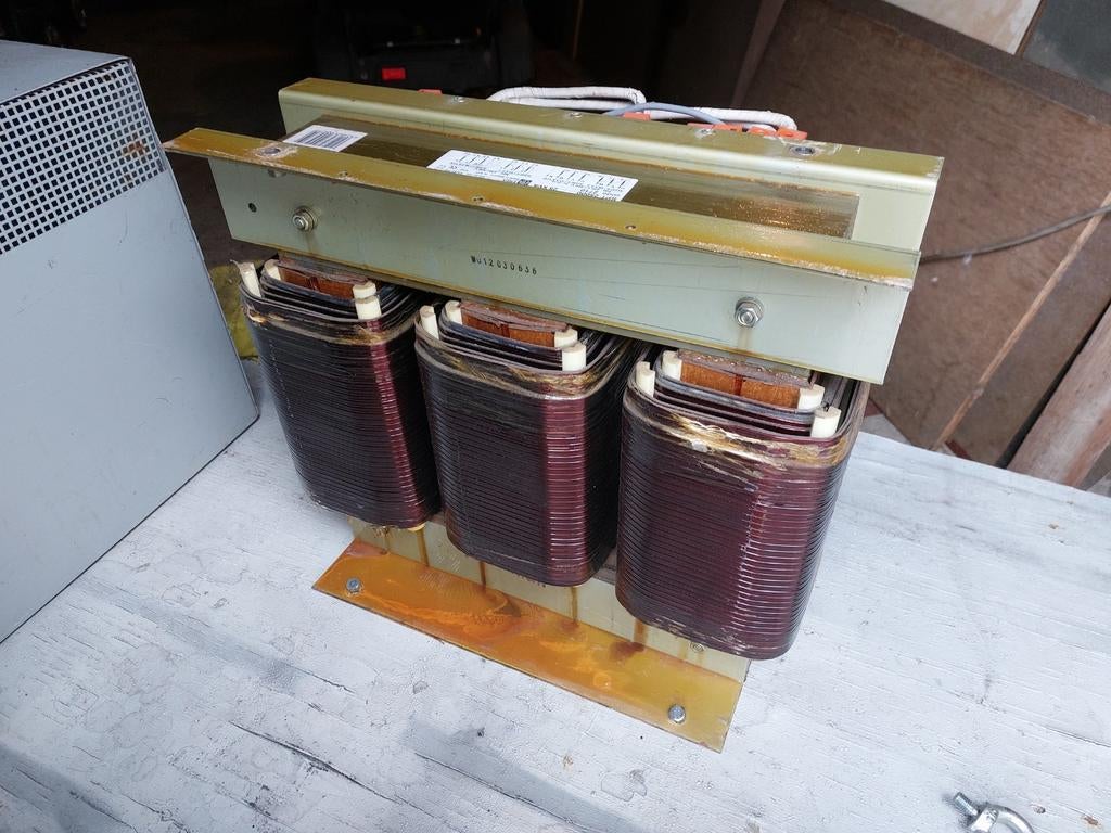 Scheidingstransformator SPT25000, Doe-het-zelf en Bouw, Ophalen