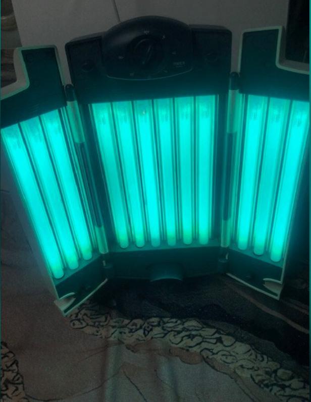 gezichtsbruiner, Elektronische apparatuur, Zonnebanken en Gezichtsbruiners, Ophalen, Zo goed als nieuw, Gezichtsbruiner