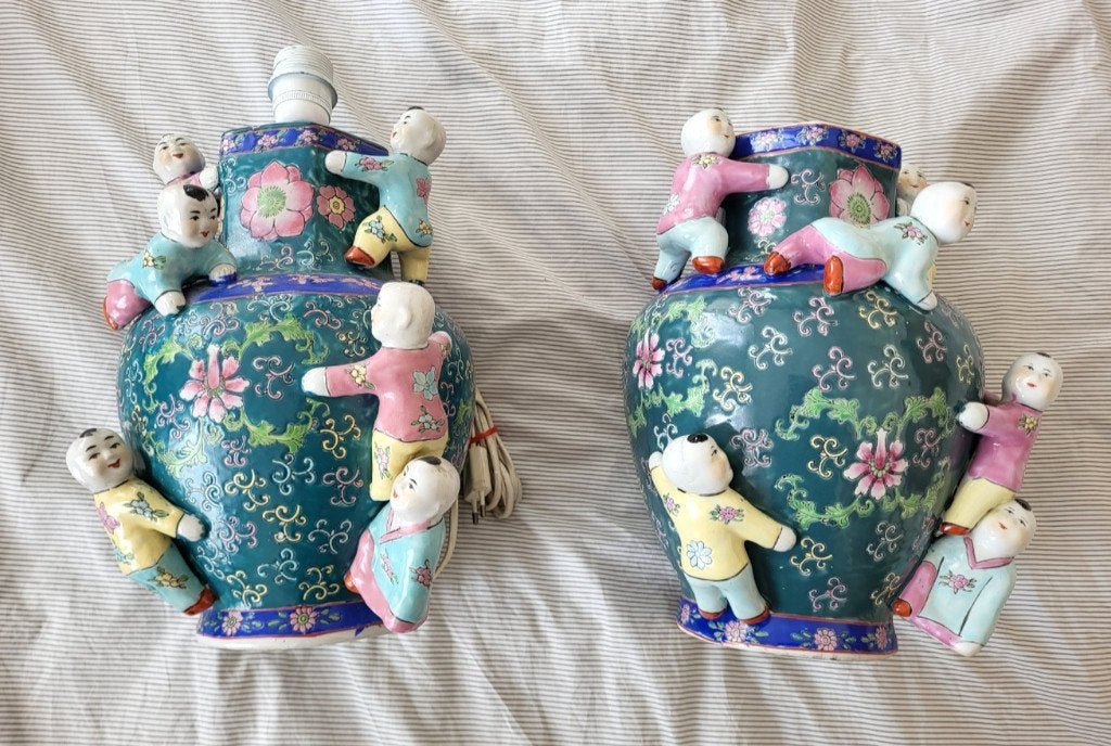 2 vases en porcelaine chine milieu XXme, Antiquités & Art, Envoi