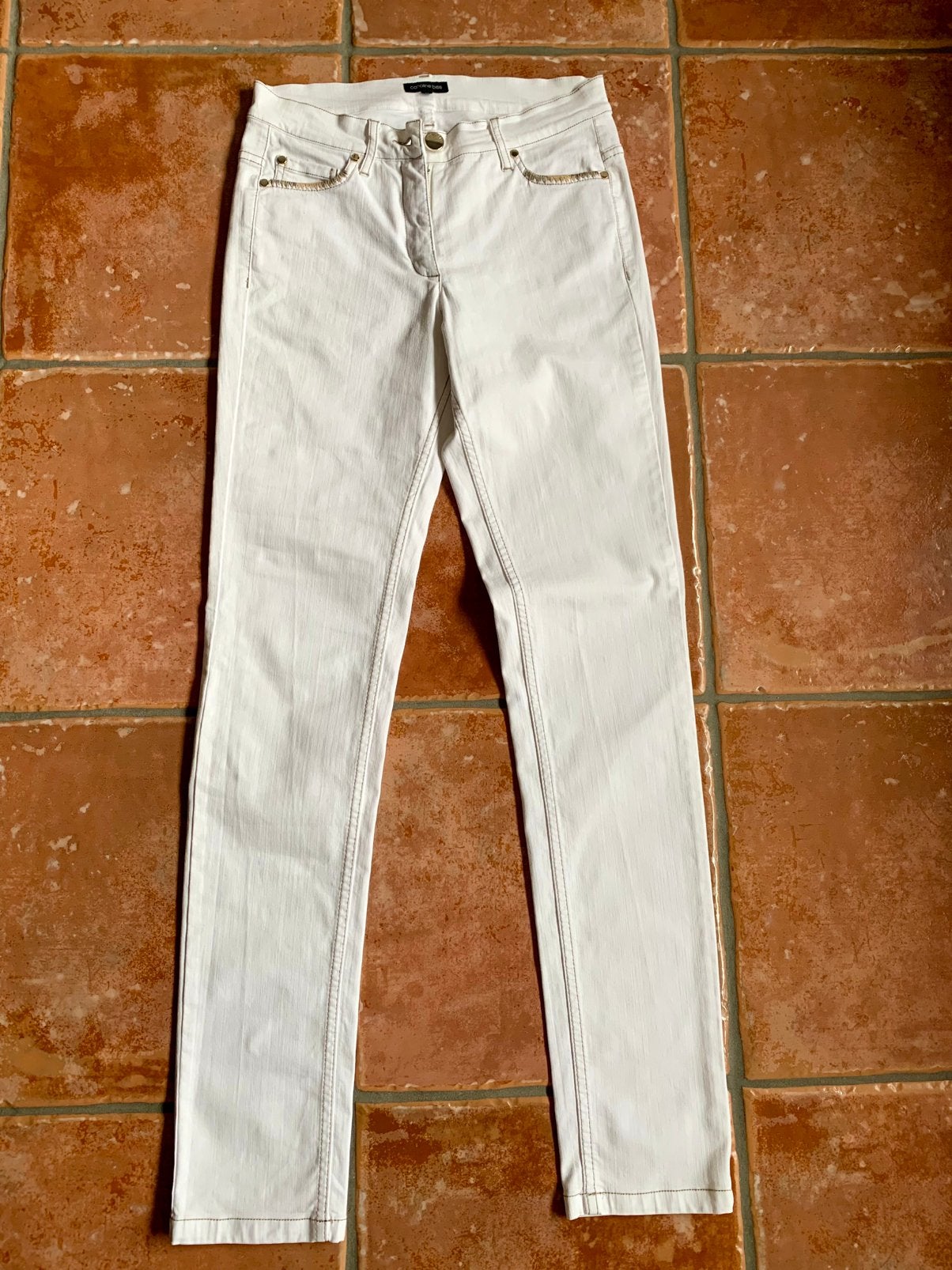 Beaux accents, Enlèvement ou Envoi, Porté, Blanc, W28 - W29 (confection 36)