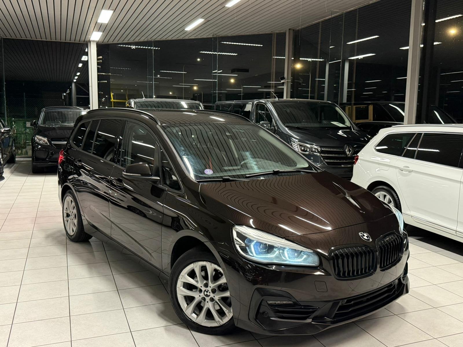 Bmw 216I Gran Tourer, Auto's, Voorwielaandrijving, Gebruikt, Euro 6, Bruin