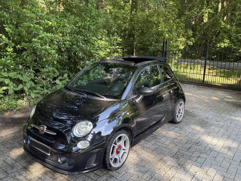 Abarth 595, Auto's, Abarth, Voorwielaandrijving, 4 zetels, Zwart, 4 cilinders