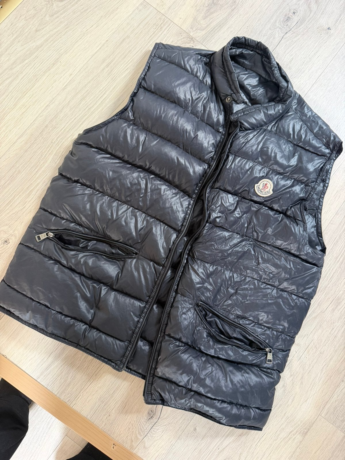 Moncler jas, Ophalen, Zo goed als nieuw, Maat 48/50 (M)