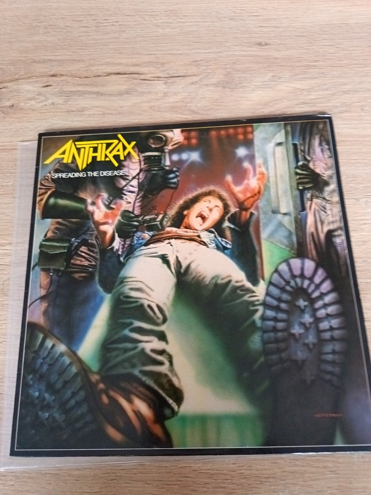 LP Anthrax Spreading the disease, Enlèvement, LP
