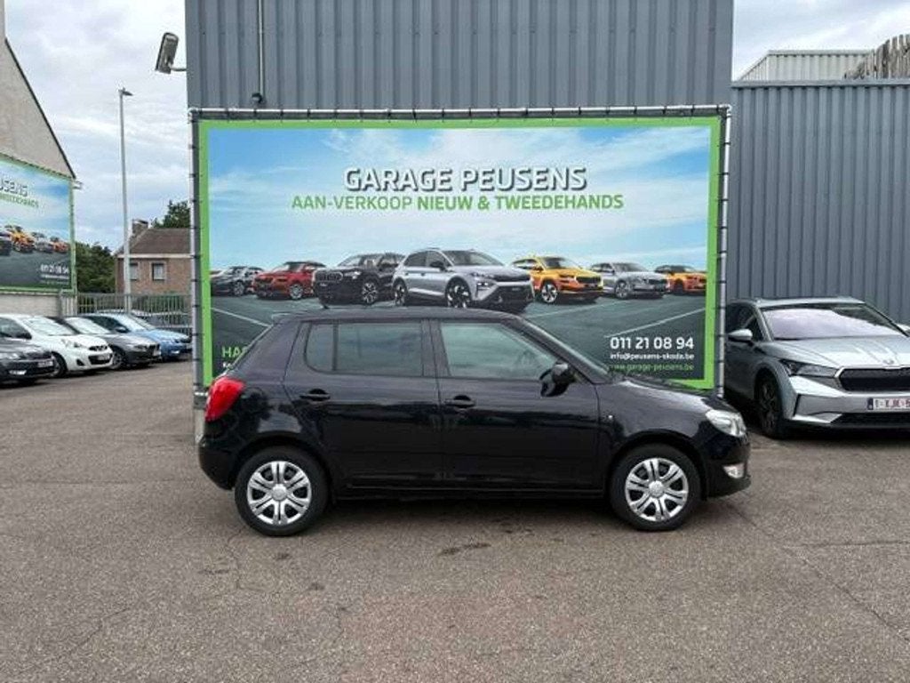Skoda Fabia 1.2i Ambition €57 x 30, Autos, Skoda, Euro 5, Achat, Entreprise, Boîte manuelle