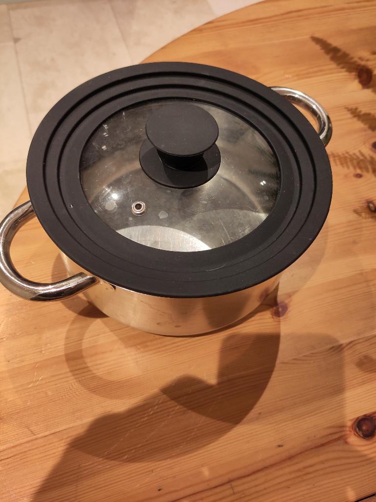 Casserole avec couvercle, Inox, Enlèvement, Utilisé, Plaque céramique