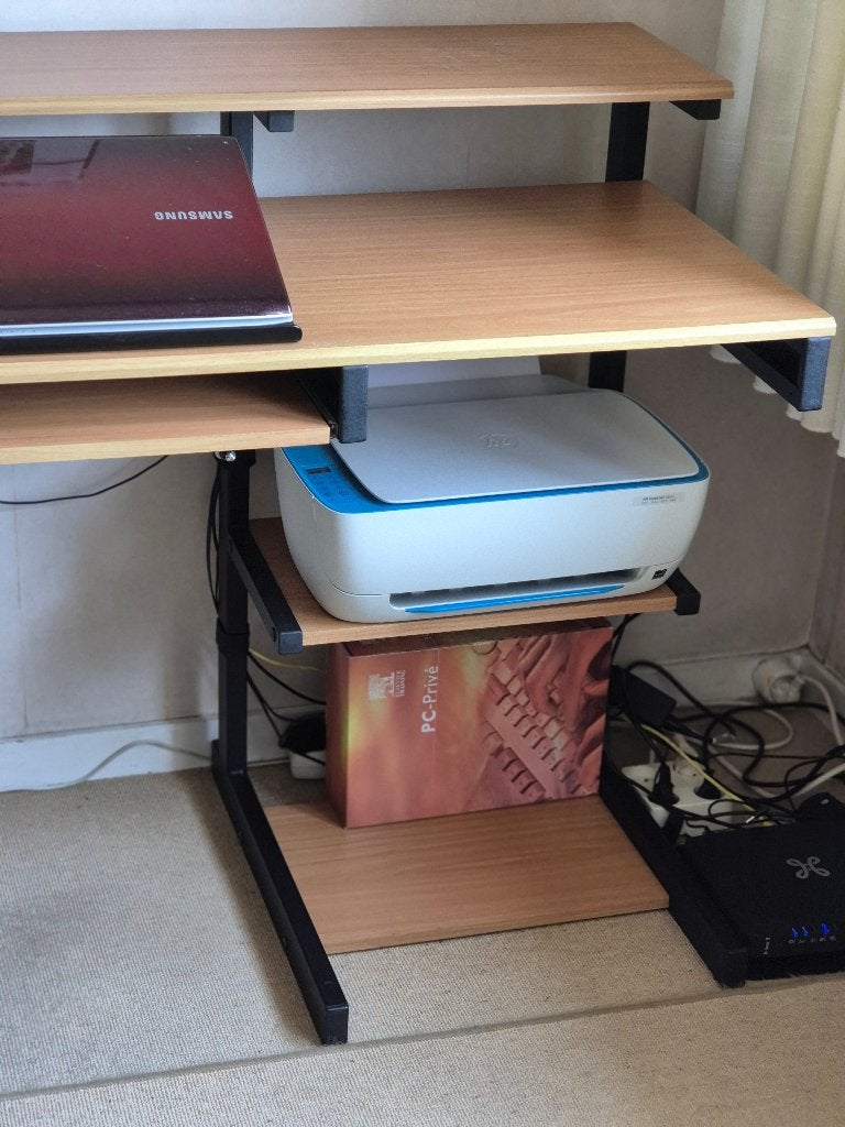 Computertafel, Ophalen, Overige materialen, Neutraal, Zo goed als nieuw
