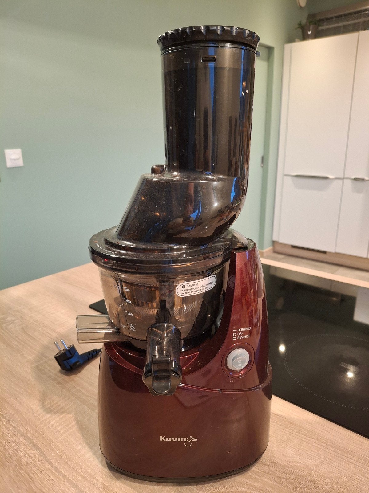 Extracteur de jus Kuvings, Electroménager, Extracteurs de jus, Enlèvement, Comme neuf, Électrique, Presse-agrumes lent