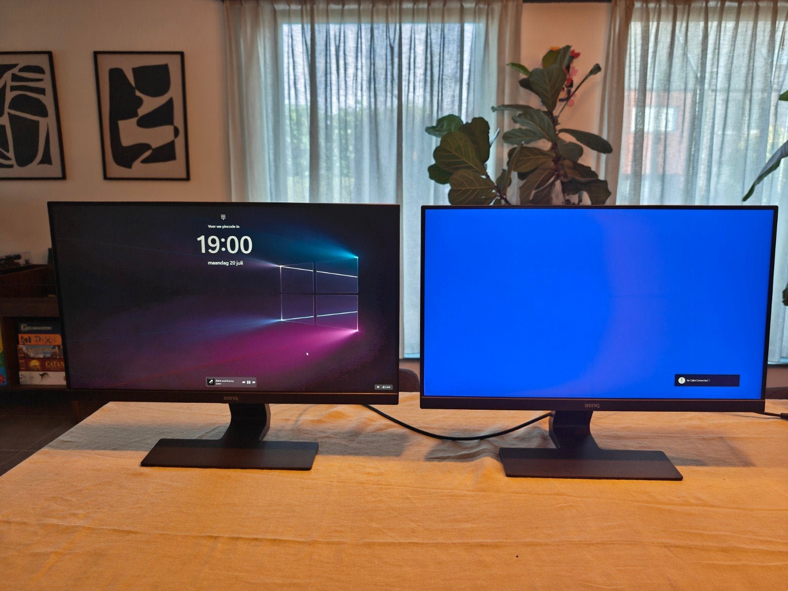 Twee 24" monitors, BenQ, 1 tot 2 ms, Ingebouwde speakers, TN