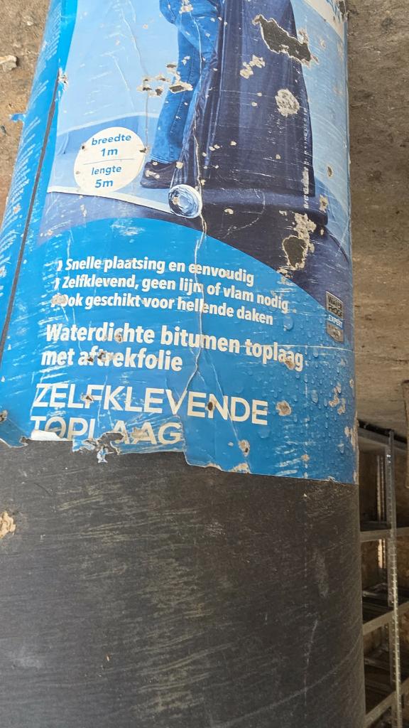 Waterdichte bitumen toplaag, Doe-het-zelf en Bouw, Ophalen, Zo goed als nieuw