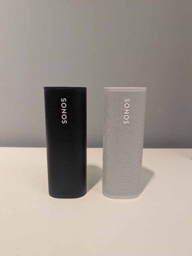 Sonos Roam (zwart & wit) — Bluetooth en wifi, Audio, Tv en Foto, Bluetooth, Ophalen of Verzenden, Gebruikt, Draagbare speaker