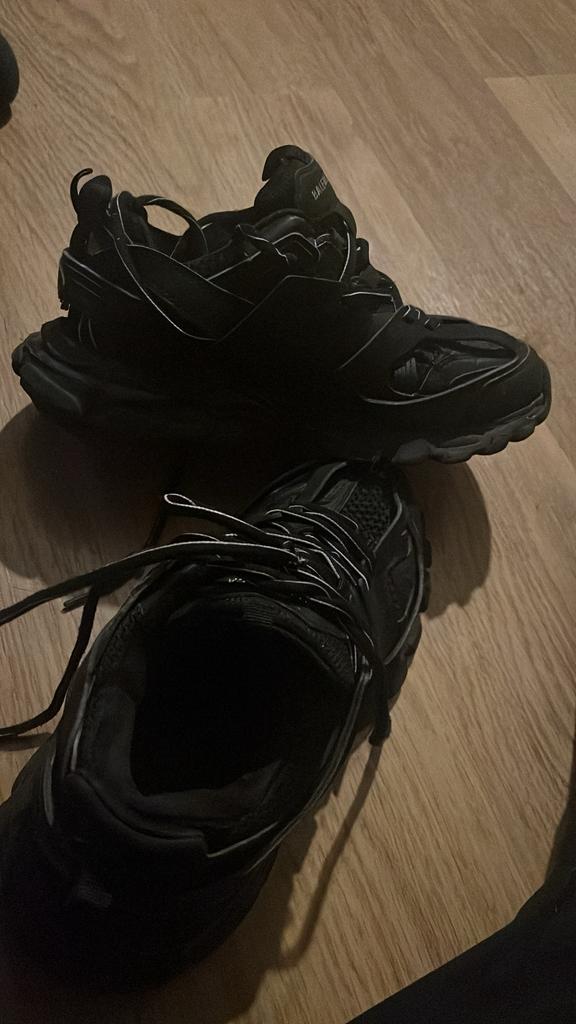 Yeezys, Ophalen of Verzenden, Zo goed als nieuw, Zwart