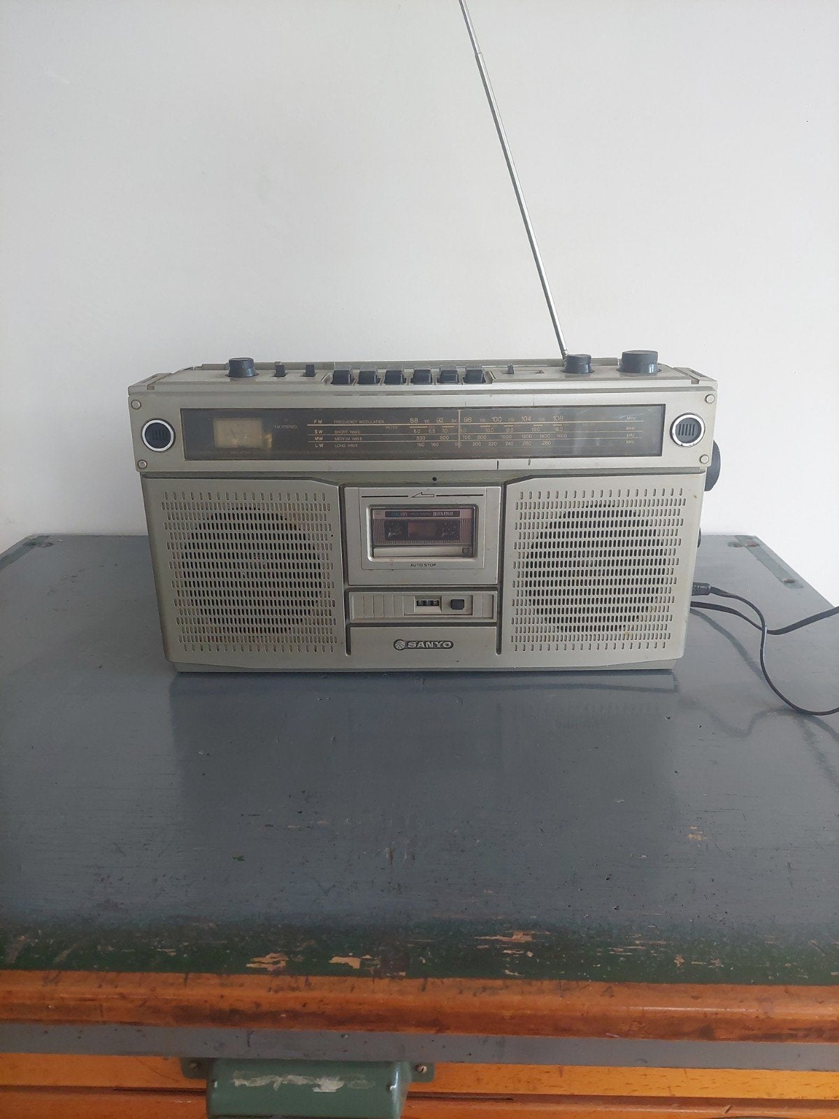 Vintage draagbare radio-cassetterecorder Sanyo M9922LU, Ophalen, Gebruikt, Radio