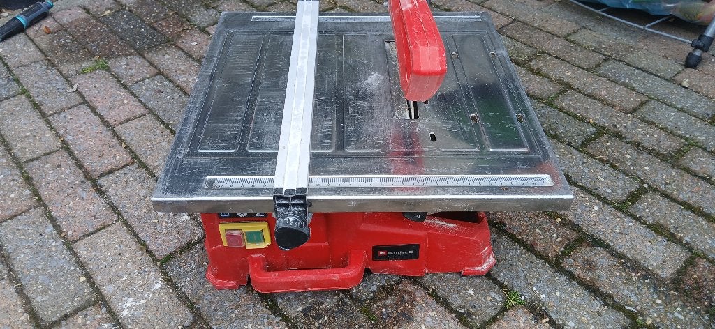 Zaagmachine voor tegels, Enlèvement, Utilisé