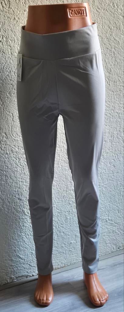 Legging dames maat L/XL - € 3,-, Kleding | Dames, Leggings, Maillots en Panty's, Ophalen, Nieuw, Overige kleuren, Legging