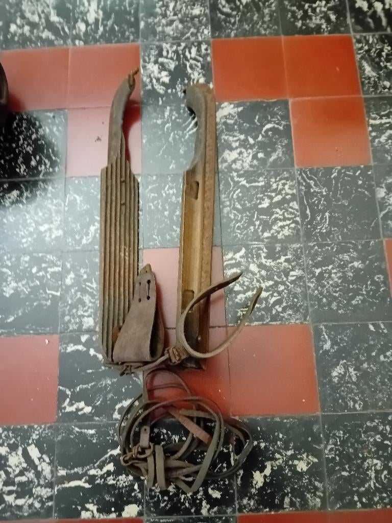 Antieke ijsschaatsen, Antiek en Kunst, Ophalen