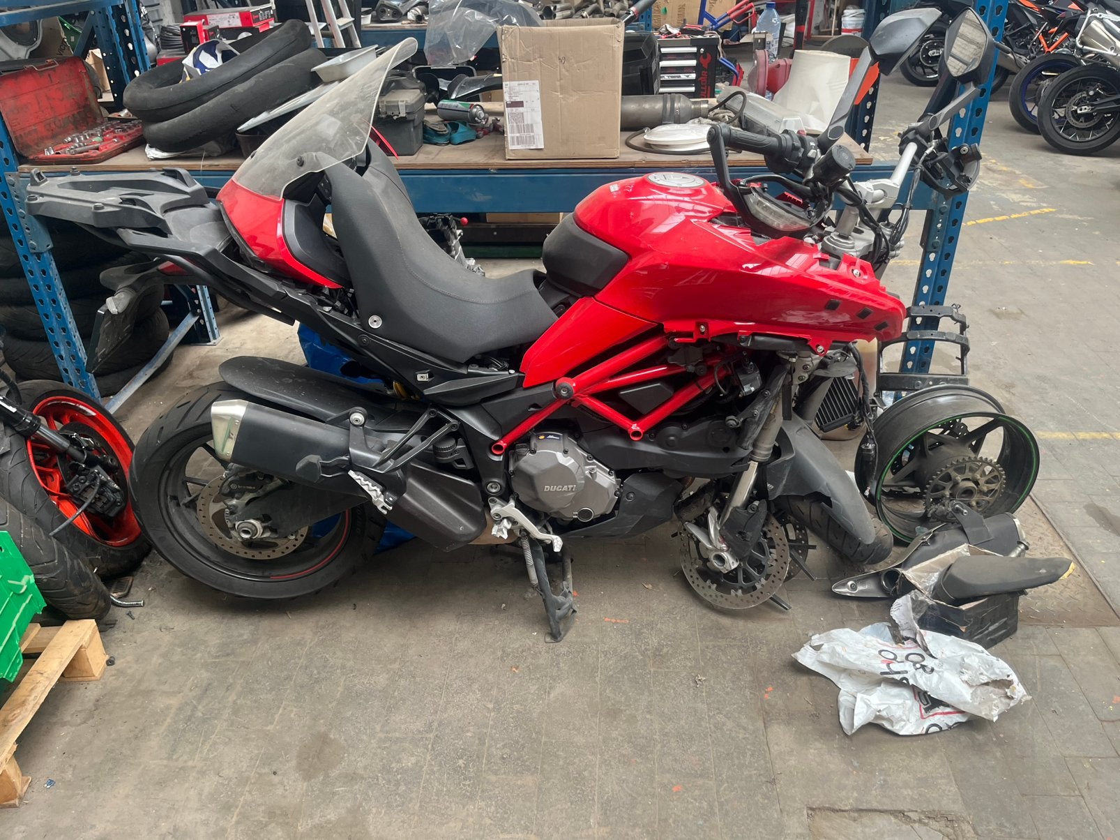 Ducati multistrada, Motoren, Ophalen of Verzenden