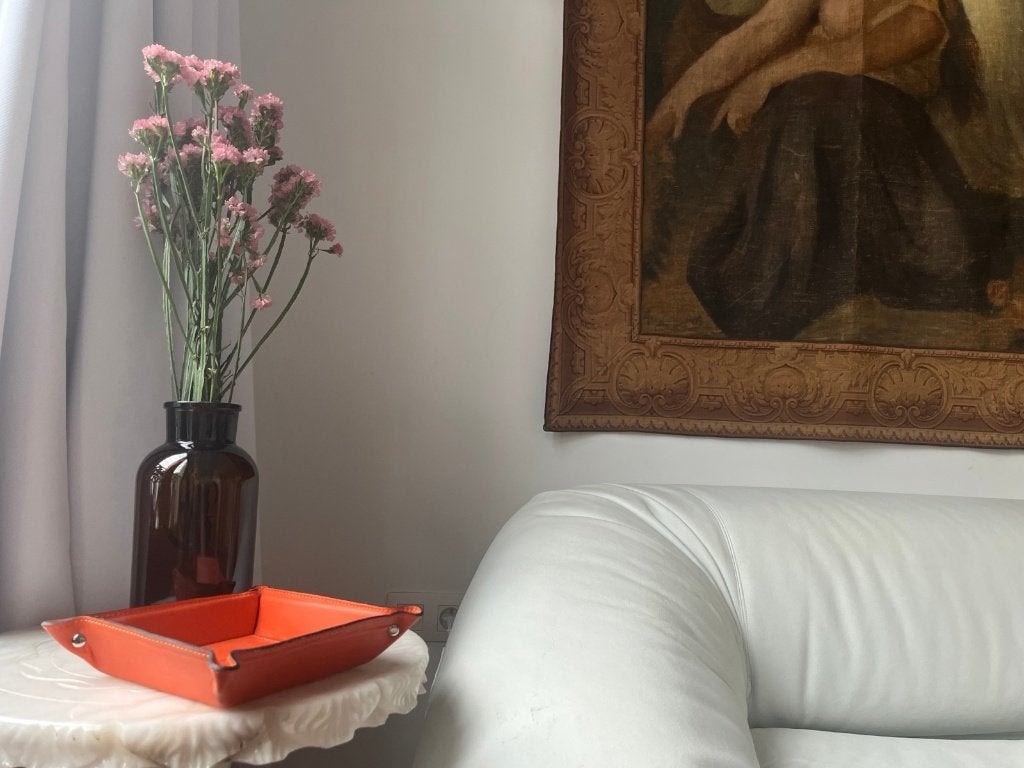 Plat et plateau en cuir orange, Neuf, Carré, Autres matériaux, Balance
