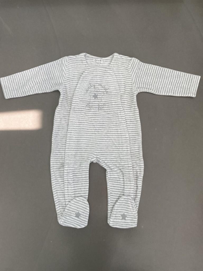 Pyjama chaud gris et blanc taille 68, Enfants & Bébés, Vêtements de bébé | Taille 68, Comme neuf, Garçon, Vêtements de nuit ou Sous-vêtements