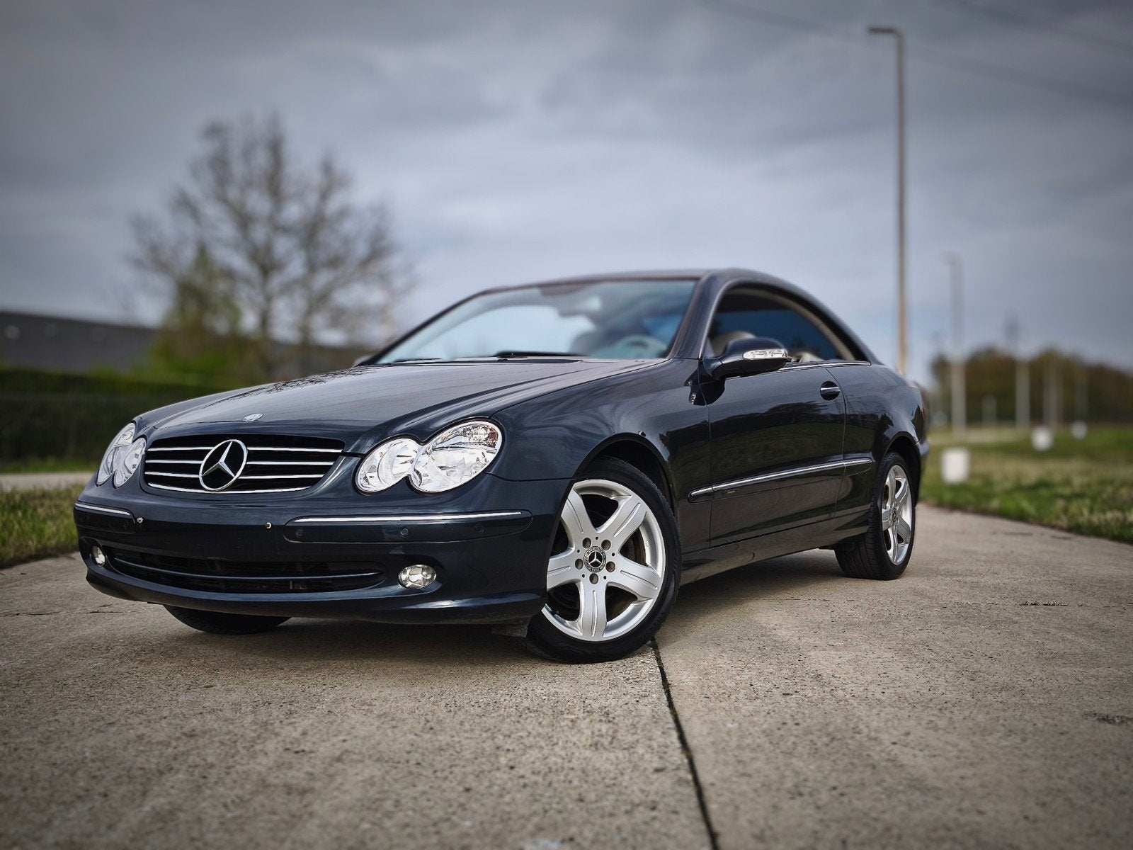mercedes-benz clk 240 v6  avantgarde, Auto's, Mercedes-Benz, Automaat, Beige, Blauw, Automatische klimaatregeling