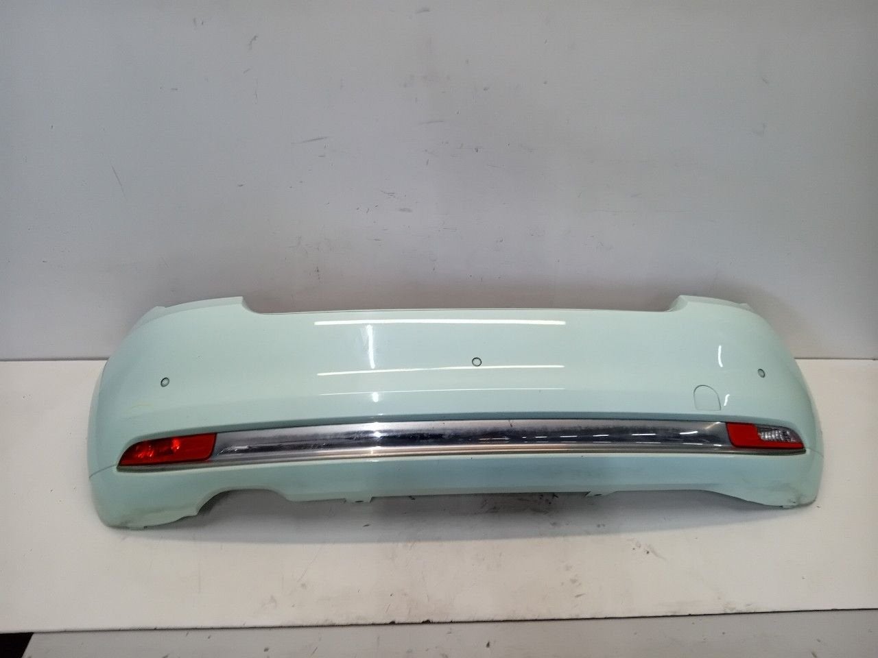 Bumper achter Fiat 500, Onderdelen@venauto.nl, Van der Ven Autorecycling B.V., Arrière, Ettenseweg 76, 4706 PB Roosendaal, The Netherlands