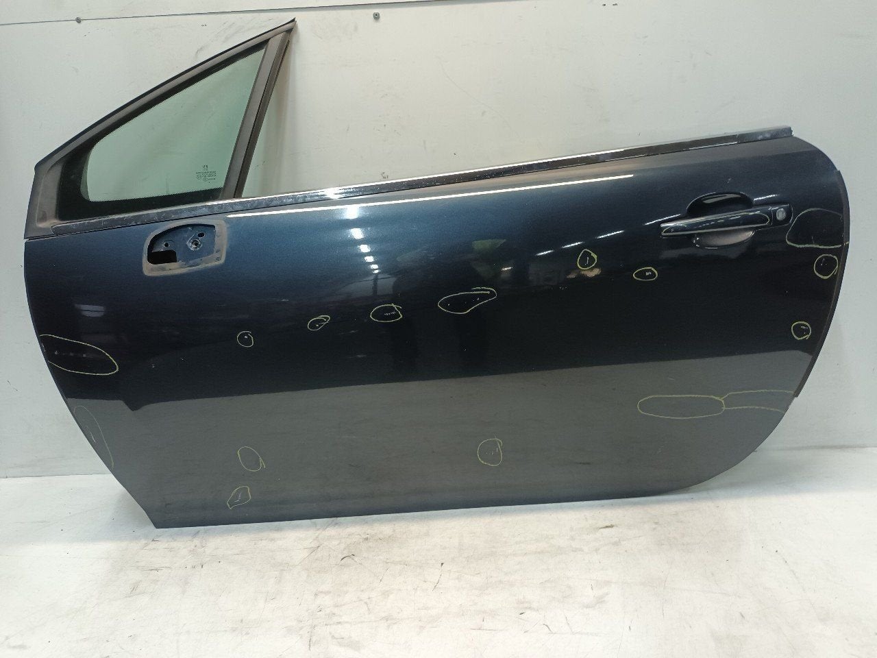 Portier links voor Peugeot 308, Onderdelen@venauto.nl, Van der Ven Autorecycling B.V., Ettenseweg 76, 4706 PB Roosendaal, The Netherlands