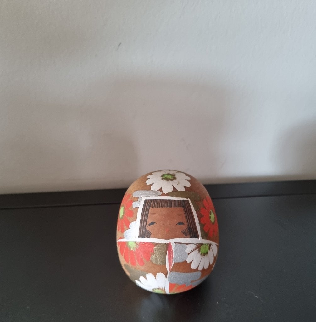 Mooie Itoshigo Kokeshi van Ryoka Aoki, Antiek en Kunst, Kunst | Niet-Westerse kunst, Pop, Japan, Hout, Meerkleurig, Geschilderd