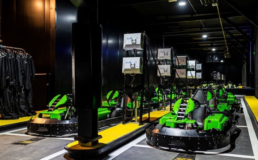 Een vloot speed2max elektrische go-karts, Enlèvement