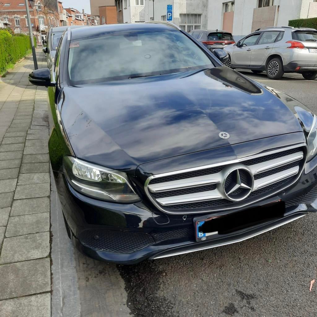 Mercedes-Benz class E 200 d diesel, Autos, Mercedes-Benz, Cuir, Achat, Noir, 5 portes