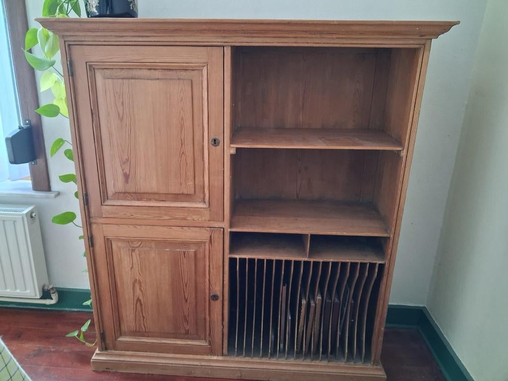 Ancien meuble de métier, Enlèvement