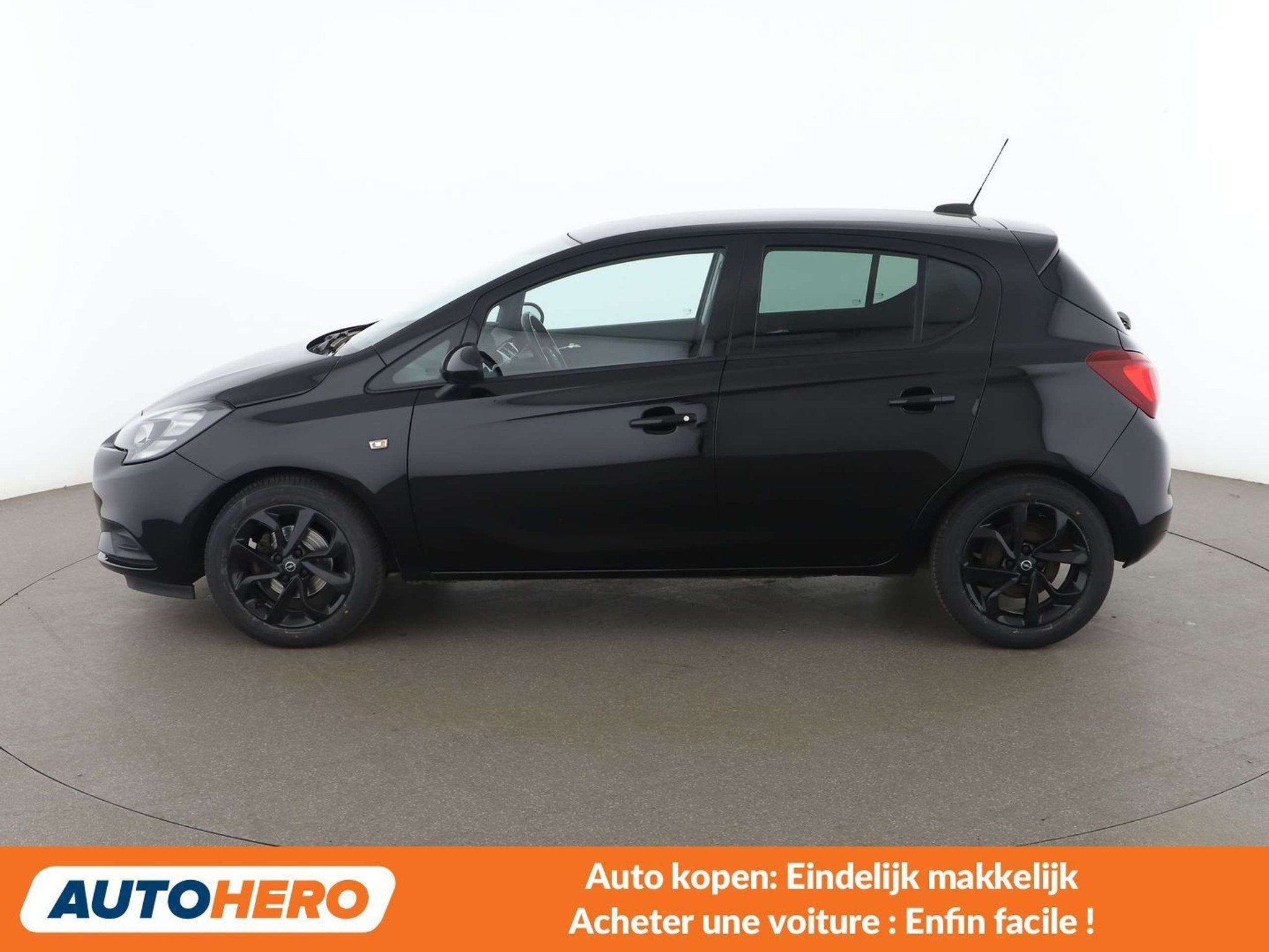 Opel Corsa 1.4 Color Edition (bj 2018), Auto's, Stof, Gebruikt, Zwart, 151 g/km