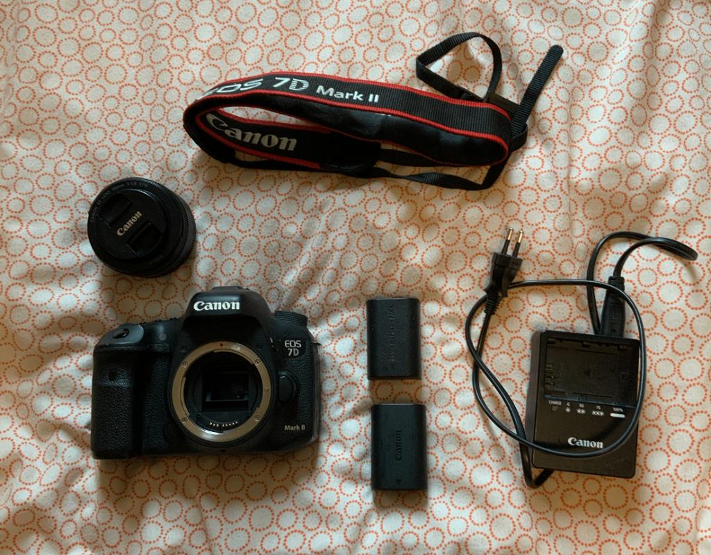 Canon EOS 7D Mark ii + 50mm lens + second battery, 20 Megapixel, Gebruikt, Spiegelreflex, Canon