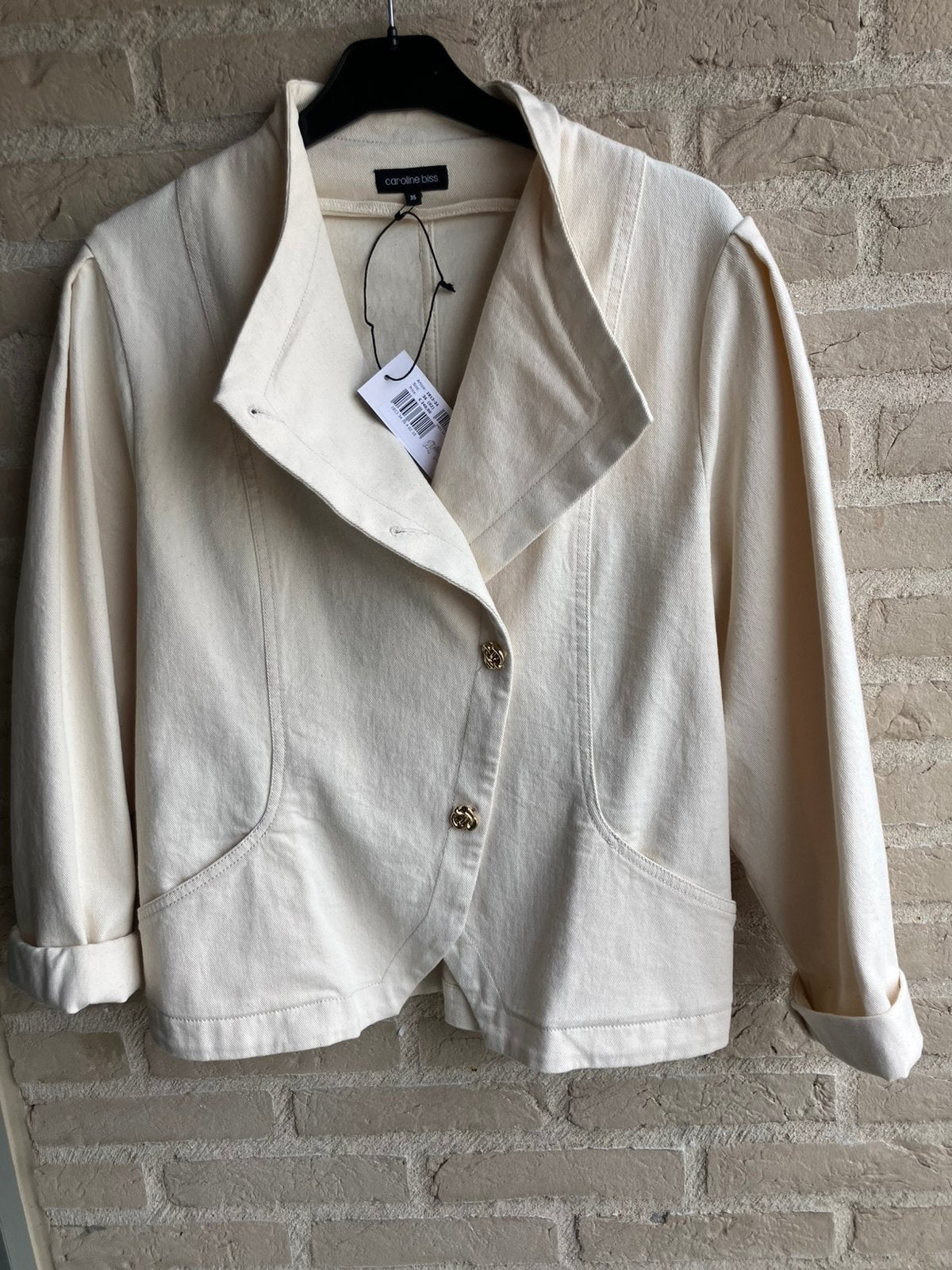 Ecru jeansjasje-Caroline Biss M36, Kleding | Dames, Jasjes, Kostuums en Pakken, Ophalen, Beige, Zo goed als nieuw, Jasje