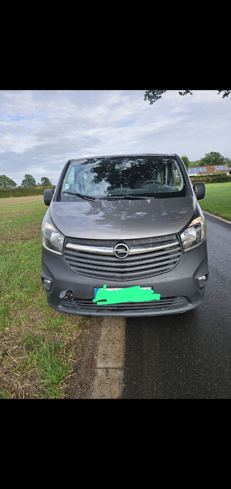 VIVARO B 2017 1600biturbo 5 plaatsen l1h1, Auto's, 1600 cc, Bedrijf, Grijs, Parkeersensor