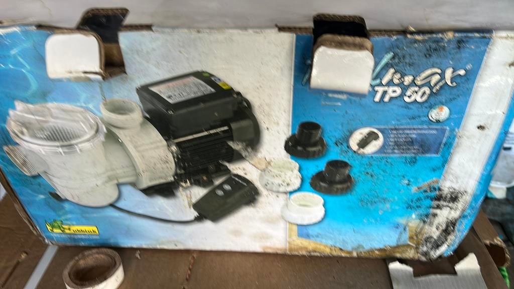 Nieuwe filterpomp, Tuin en Terras, Ophalen