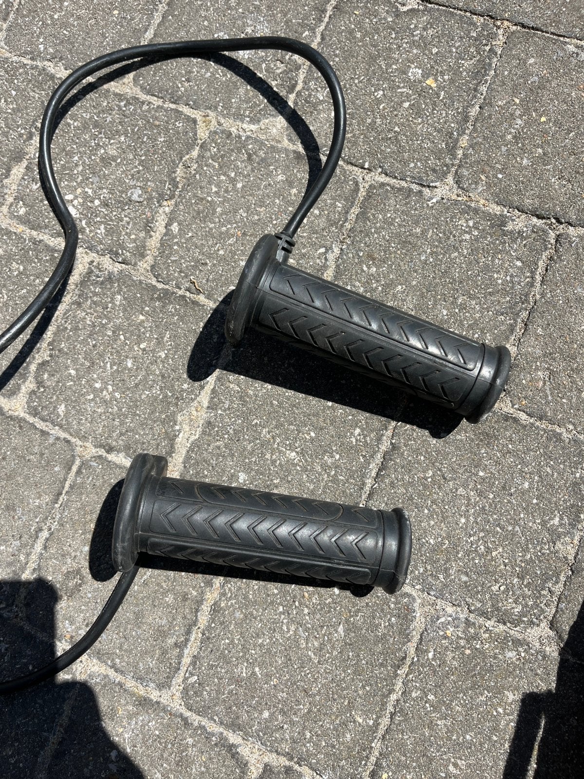 Verwarmde handvaten voor motor of brommer 🛵 🏍️👋, Motoren, Ophalen, Zo goed als nieuw