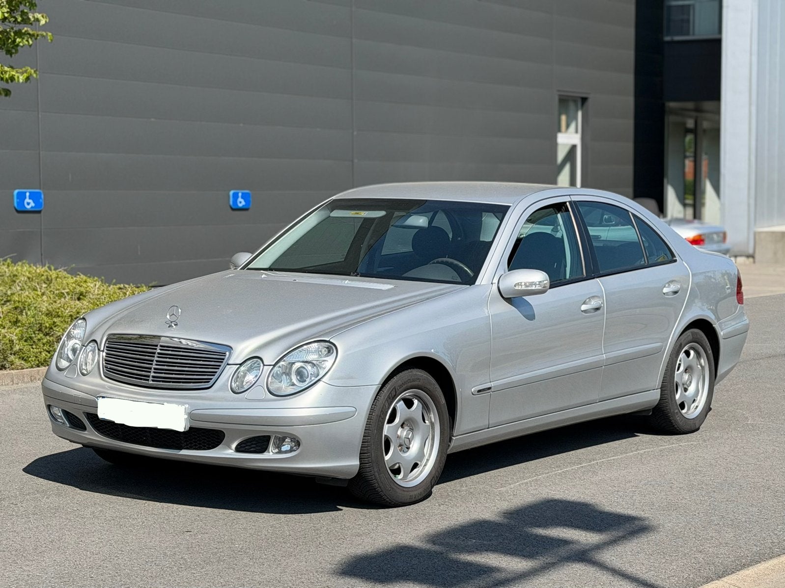 Mercedes E220 cdi met 124.495km, Autos, Mercedes-Benz, Achat, Carnet d'entretien, 5 portes, Automatique
