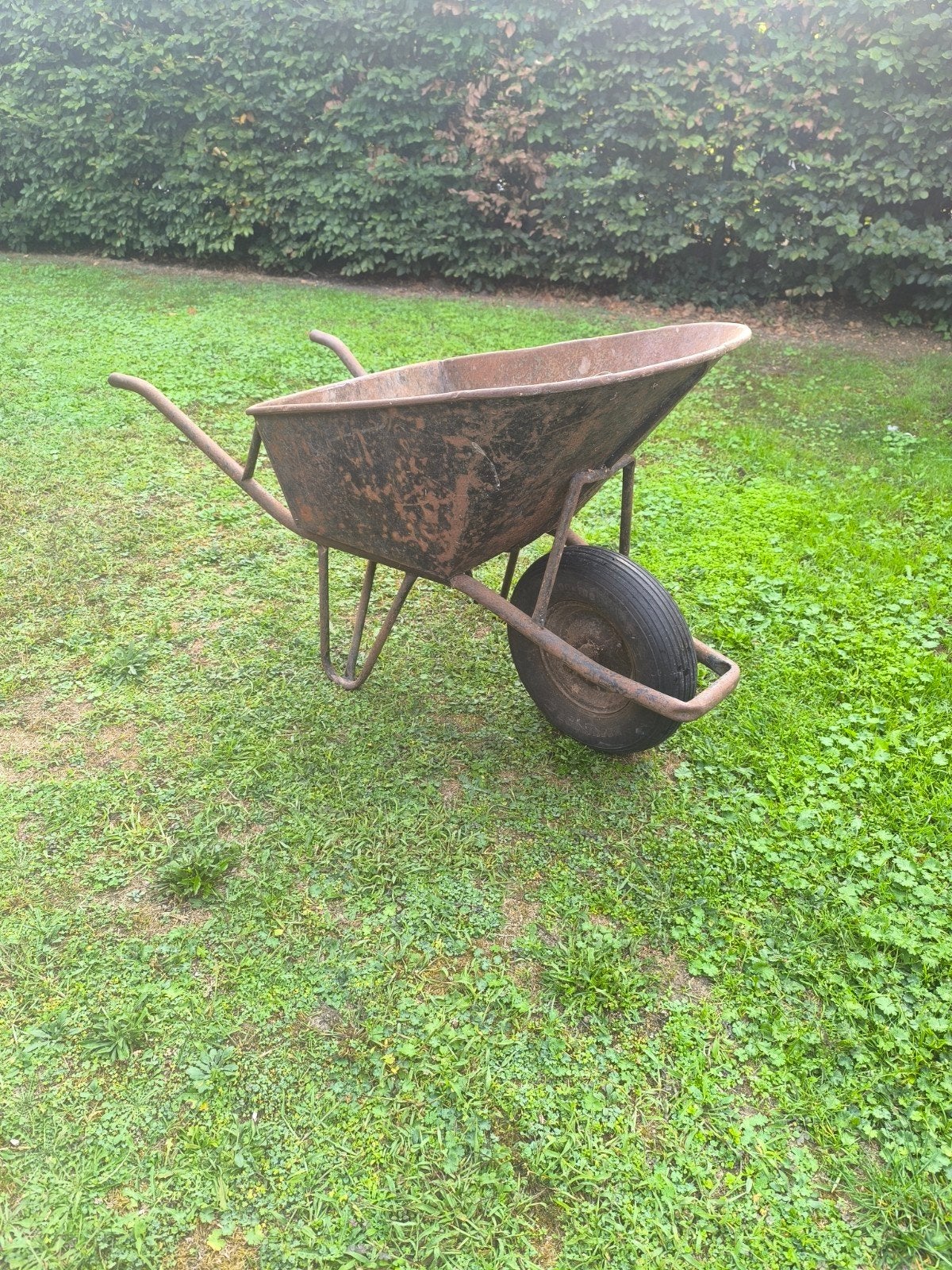 zeer stevige robuuste kruiwagen, Ophalen