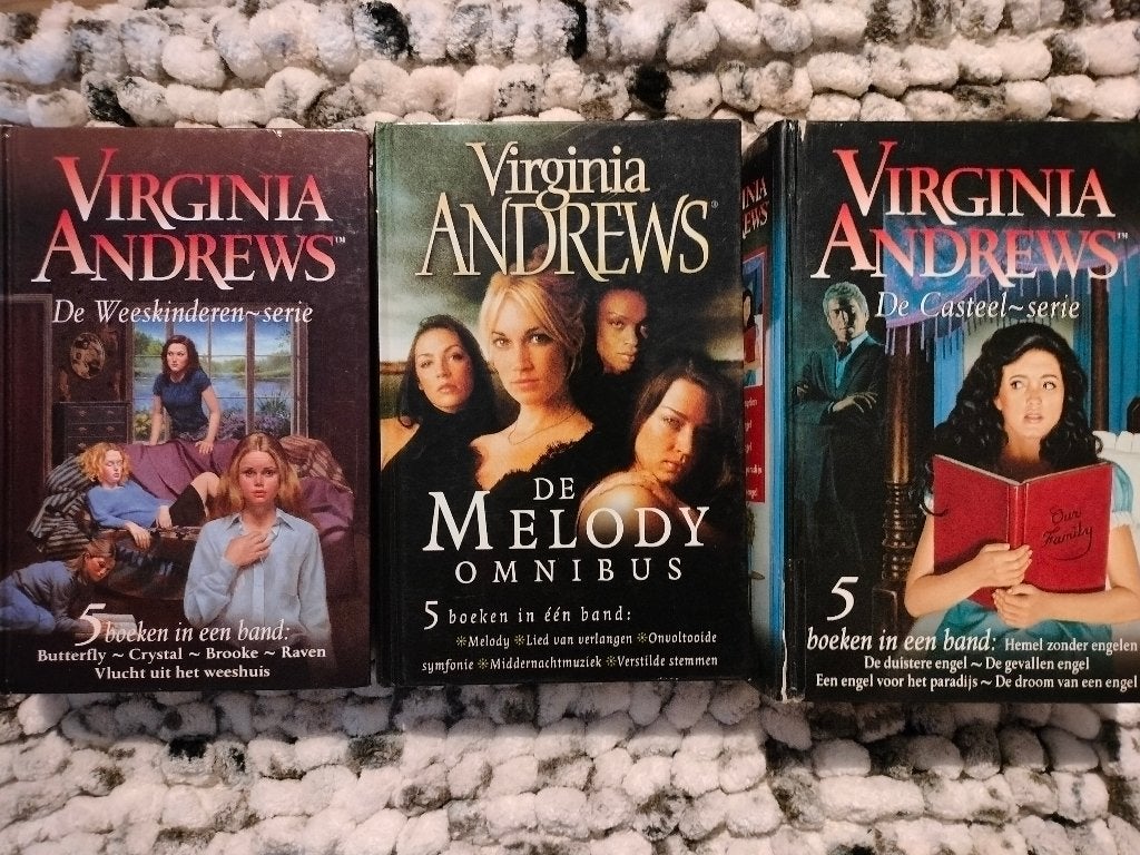 Virginia Andrews - Weeskinderen/Casteel/Melody - per omnibus, Boeken, Ophalen of Verzenden, Gelezen, Virginia Andrews
