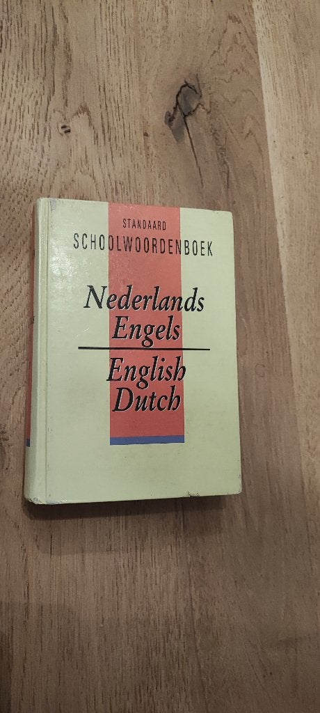 Standaard schoolwoordenboek Nederlands-Engels Englisch-Dutch, Ophalen of Verzenden, Gelezen, Engels