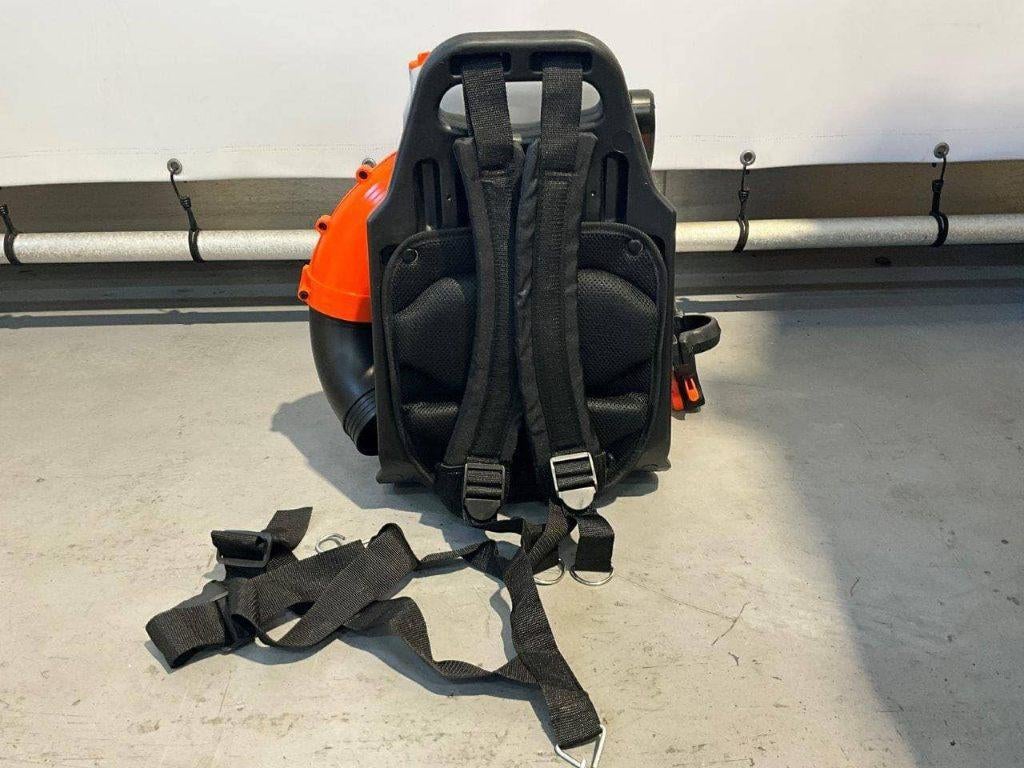 Bladblazer 950m3/u TE HUUR!!, Benzine, Ophalen of Verzenden, DAEWOO, Ruggedragen