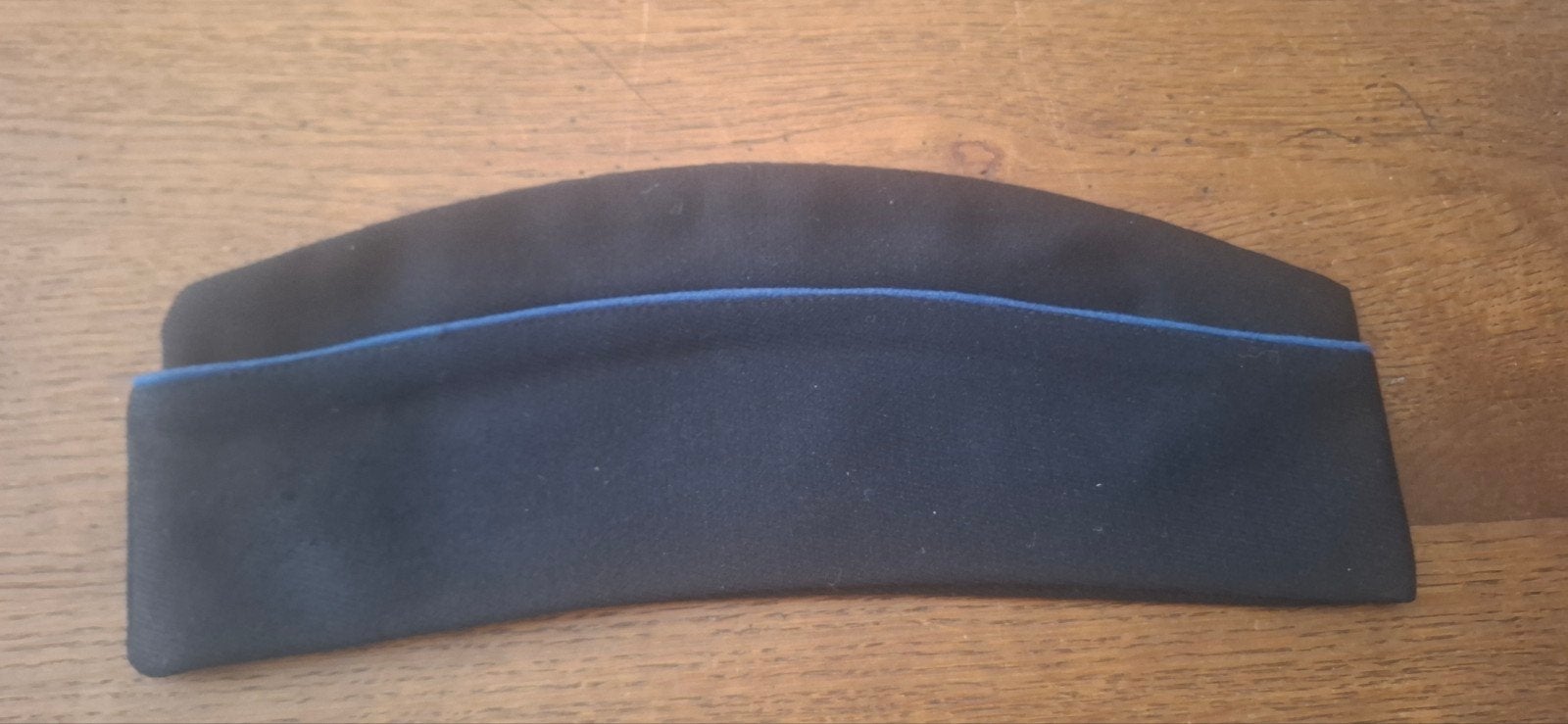 Belgique_Calot féminin Police communale, Enlèvement ou Envoi, Gendarmerie, Casque ou Béret