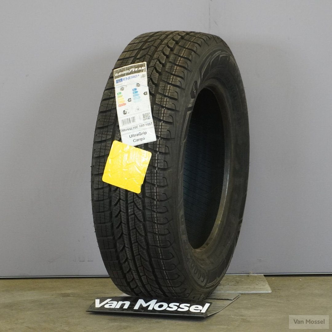 Goodyear Ultra Grip Cargo 205/65/R16C, Neuf, Pneus hiver, 16 pouces, Véhicule de tourisme