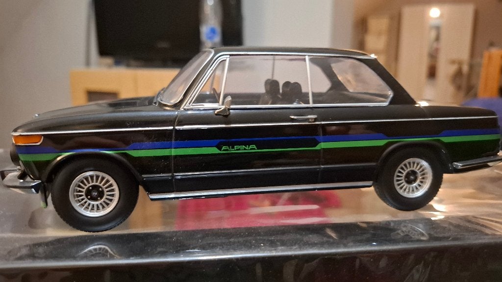 Voiture miniature 1 18, Enlèvement ou Envoi, Comme neuf, Voiture, Autres marques