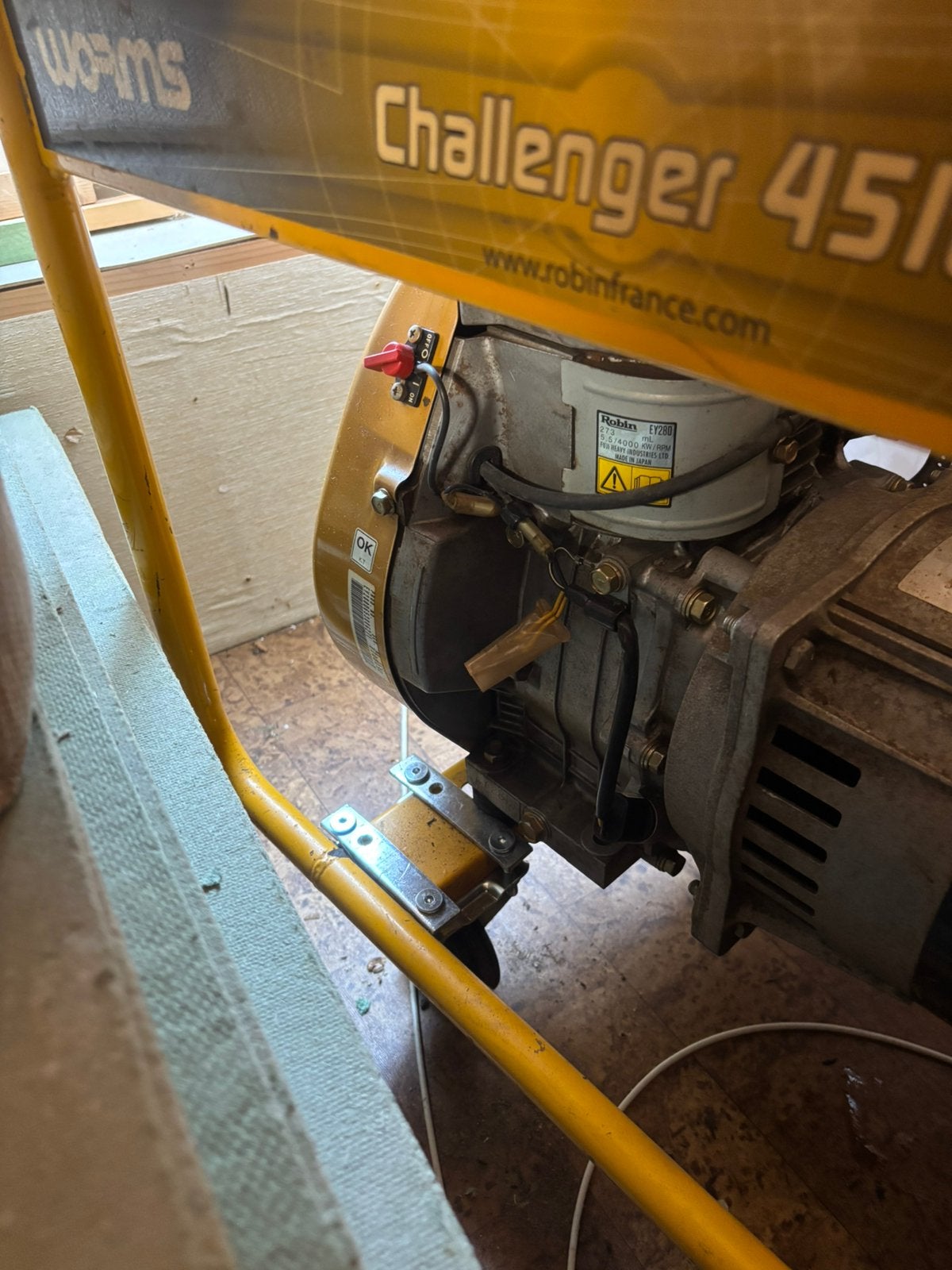 Profesionele stroomgroep 4500watt, Enlèvement, Utilisé, 5 à 10 kVA, Essence