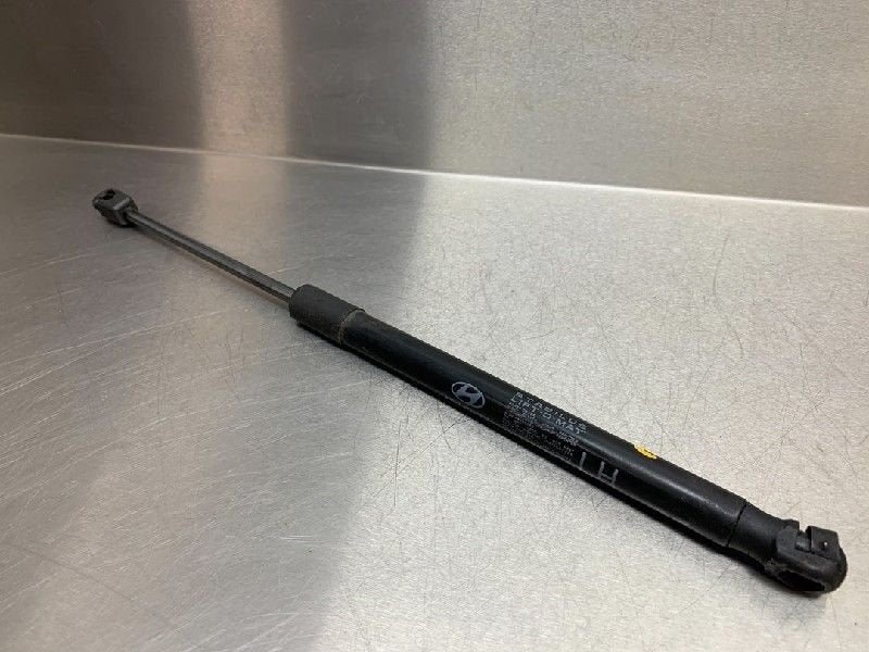 VERIN A GAZ ARRIÈRE GAUCHE Hyundai i20 (01-2008/12-2015), Utilisé, Hyundai