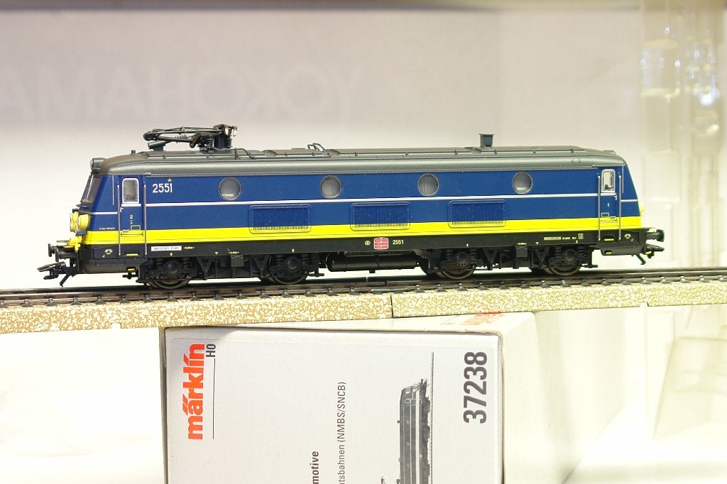 MARKLIN 37238 SNCB NMBS 2551 BXL-MIDI-ZUID MFX, Enlèvement ou Envoi, Courant alternatif, Utilisé, Locomotive