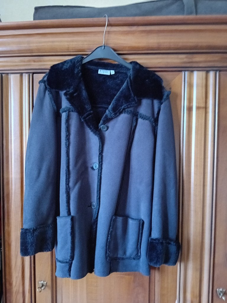 Kleding, Zwart, Maat 42/44 (L), Ophalen of Verzenden, Zo goed als nieuw