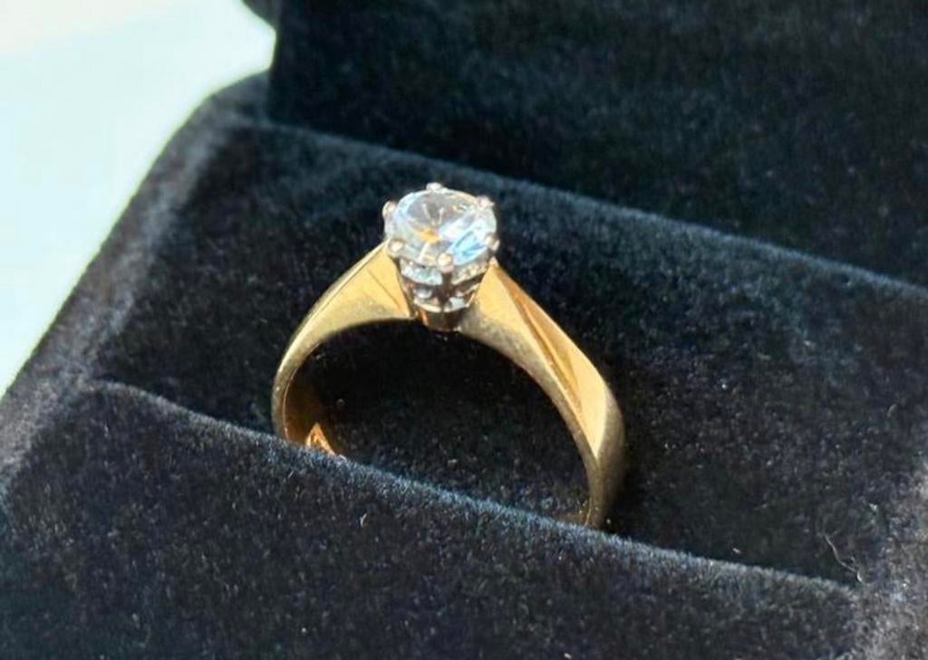 18K gouden solitaire ring 1 natuurlijke diamant van 0.58ct!, Geel, Ophalen of Verzenden, 17 tot 18, Met edelsteen